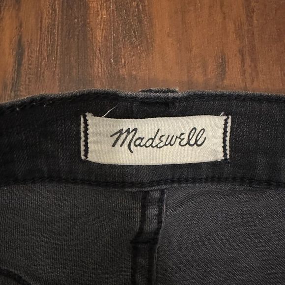 MADEWELL Distressed Destroyed 9" Mid-Rise Skinny Jeans in Black #H2230 - Picture 7 of 12